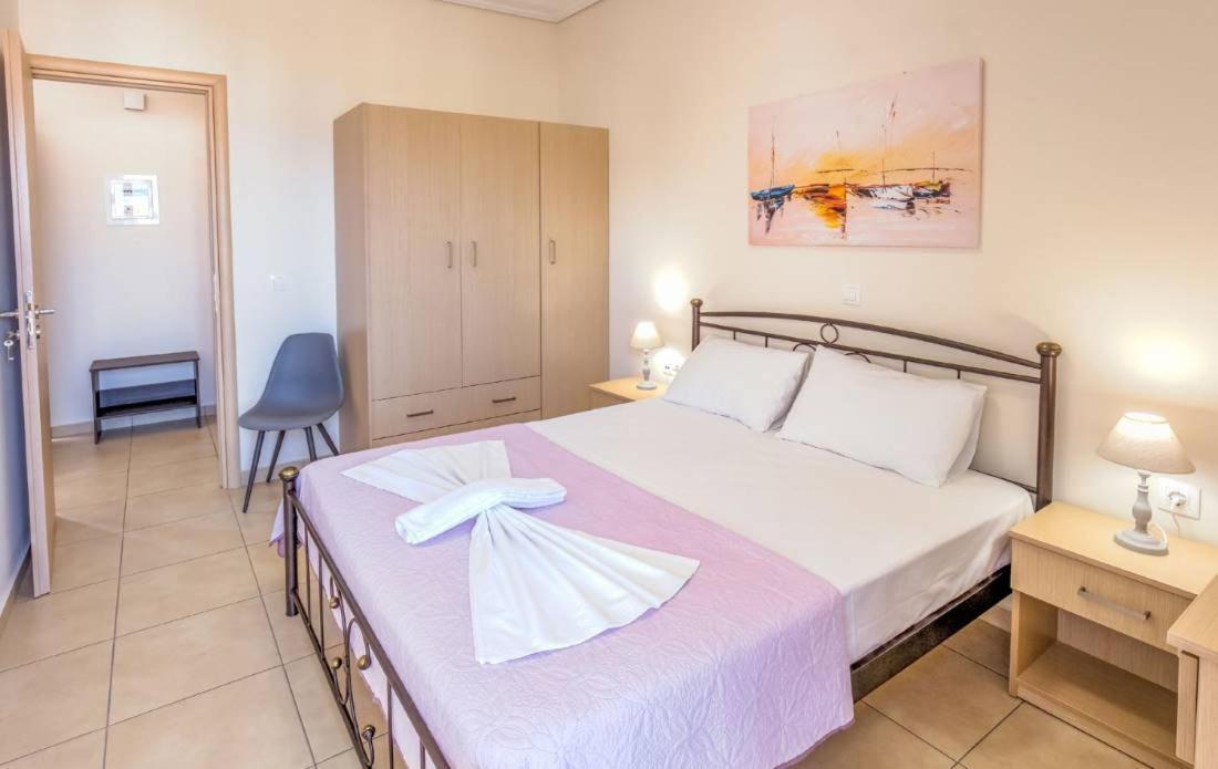 Aloustina Apartments أركانجيلوس المظهر الخارجي الصورة