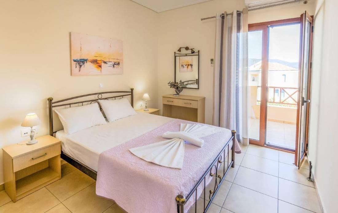 Aloustina Apartments أركانجيلوس المظهر الخارجي الصورة