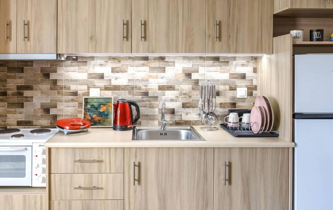 Aloustina Apartments أركانجيلوس المظهر الخارجي الصورة