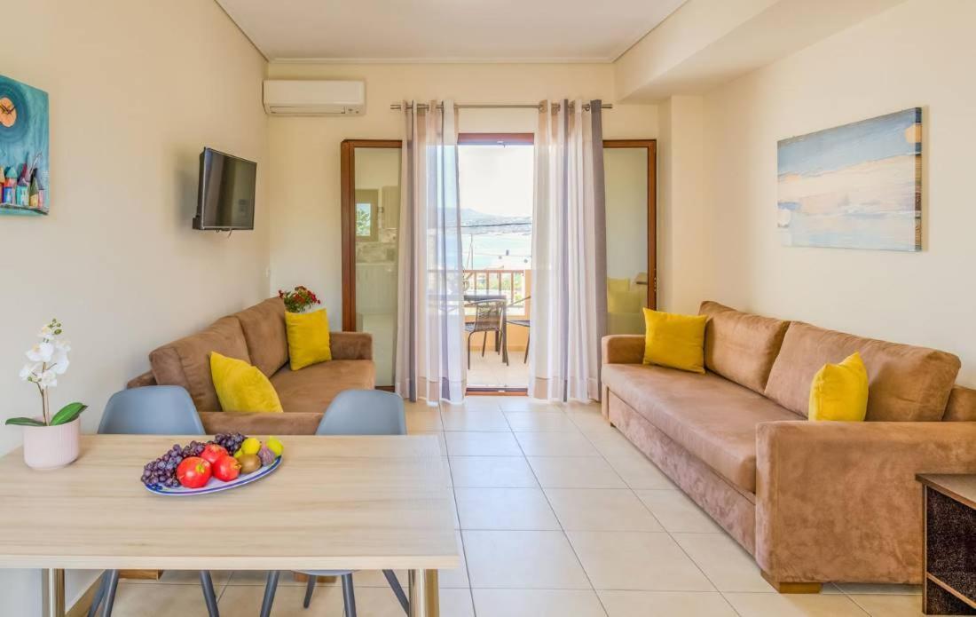 Aloustina Apartments أركانجيلوس المظهر الخارجي الصورة